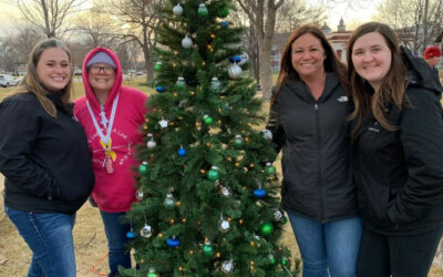 A Wonderful Event – Donating a Christmas Tree to a Family In Need